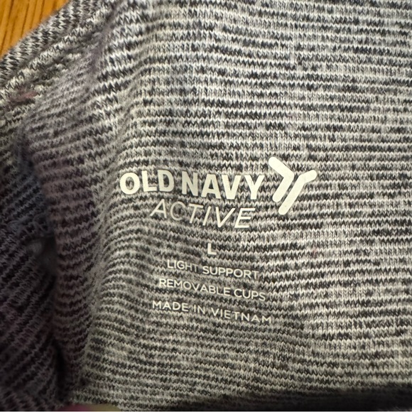 Old Navy Gray Women's Cross Back Sports Bra - Picture 5 of 5